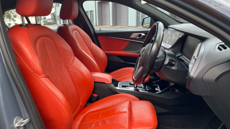 BMW 1 Series 118i M Sport 5dr Step Auto [Tech Pack] Petrol Hatchback